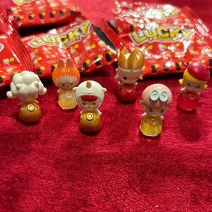 New Lucky charm pop bean koi  Set of 6; Labubu; Molly some rare;confirmed all